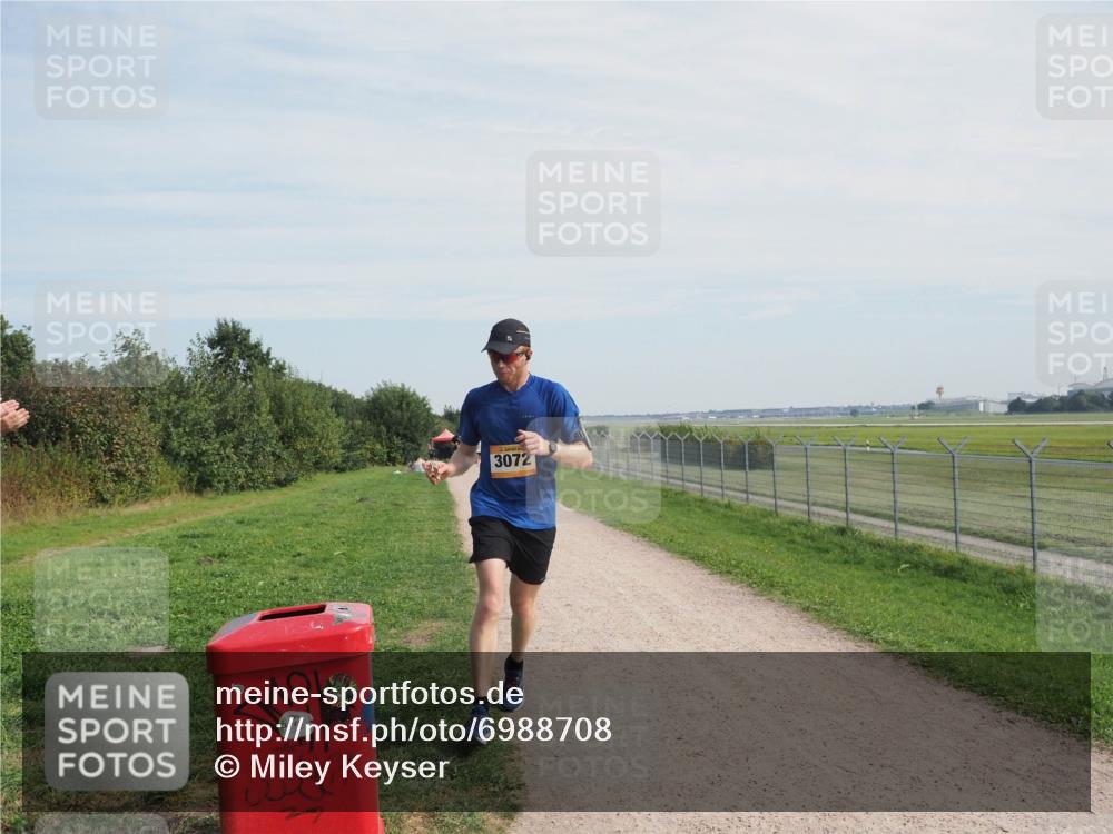 08.09.2024 - Airport Race Miley Keyser http://msf.ph/oto/6988708 08.09.2024 12:02:49 Laufen OLYMPUS, DIGITAL, CAMERA meine-sportfotos.de
