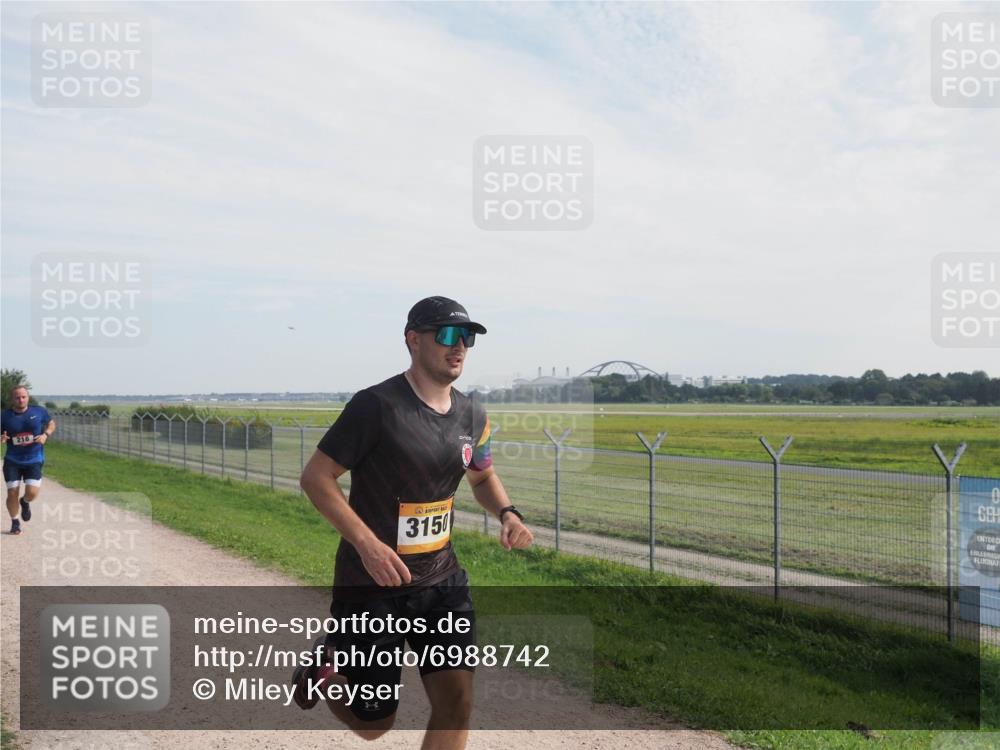 08.09.2024 - Airport Race Miley Keyser http://msf.ph/oto/6988742 08.09.2024 12:03:00 Laufen OLYMPUS, DIGITAL, CAMERA meine-sportfotos.de