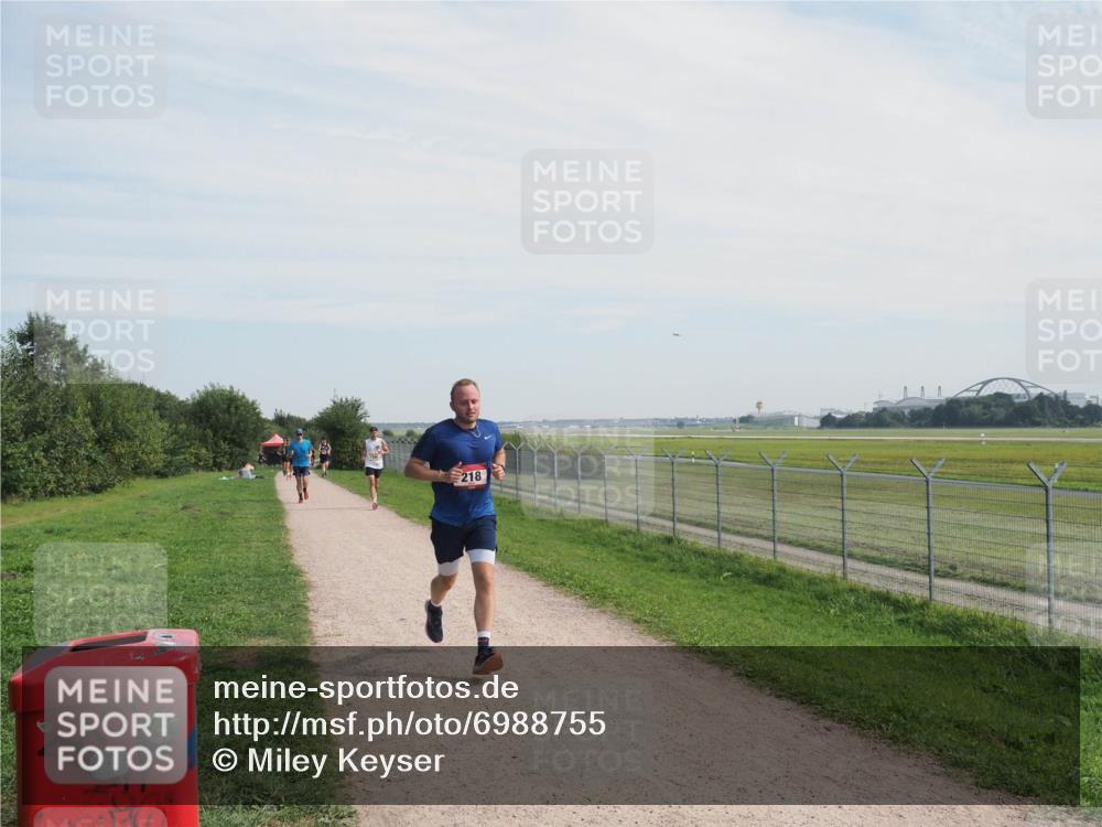 08.09.2024 - Airport Race Miley Keyser http://msf.ph/oto/6988755 08.09.2024 12:03:02 Laufen OLYMPUS, DIGITAL, CAMERA meine-sportfotos.de