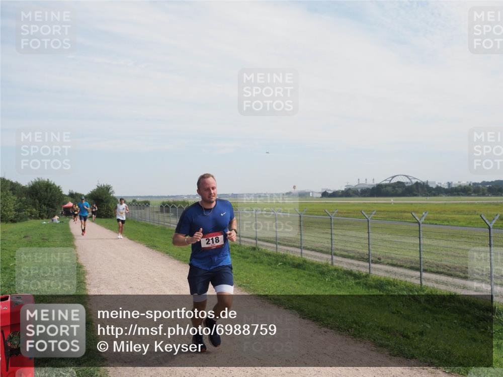 08.09.2024 - Airport Race Miley Keyser http://msf.ph/oto/6988759 08.09.2024 12:03:02 Laufen OLYMPUS, DIGITAL, CAMERA meine-sportfotos.de
