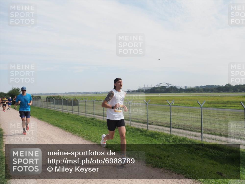 08.09.2024 - Airport Race Miley Keyser http://msf.ph/oto/6988789 08.09.2024 12:03:07 Laufen OLYMPUS, DIGITAL, CAMERA meine-sportfotos.de