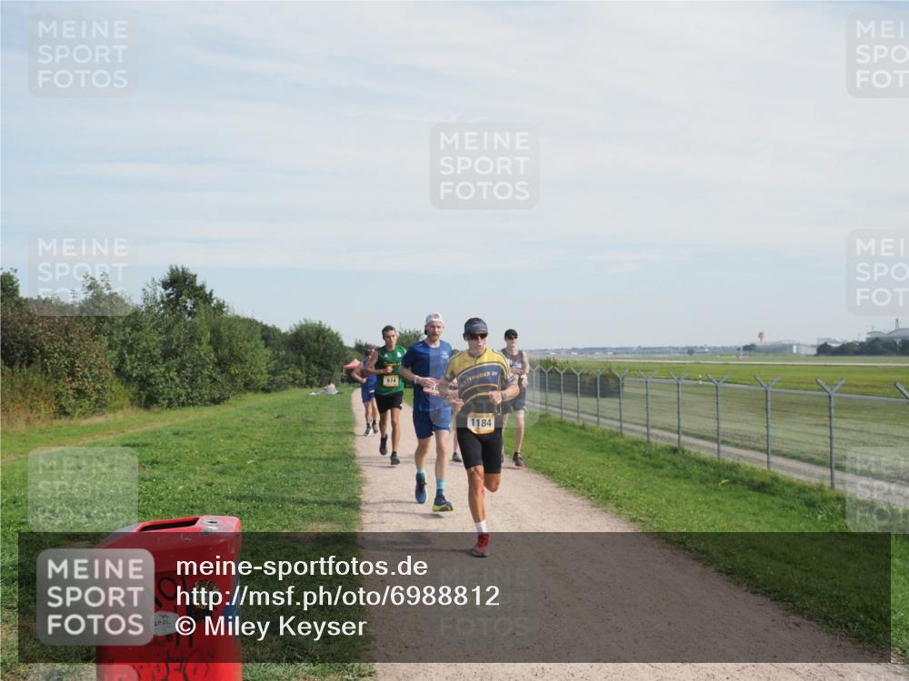 08.09.2024 - Airport Race Miley Keyser http://msf.ph/oto/6988812 08.09.2024 12:03:14 Laufen OLYMPUS, DIGITAL, CAMERA meine-sportfotos.de