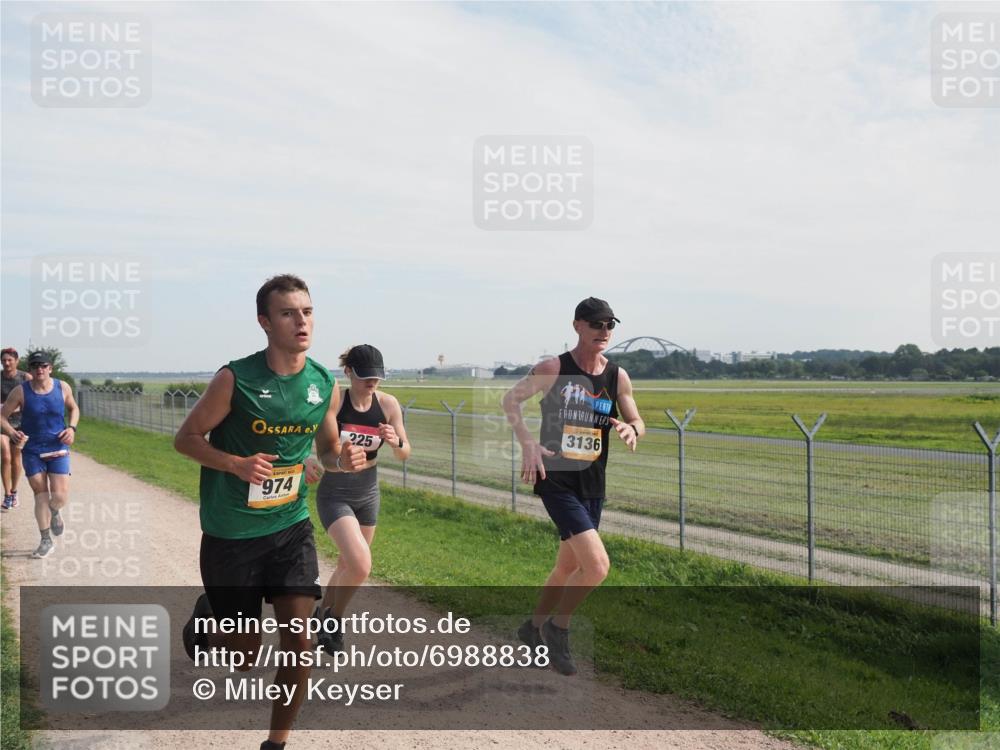 08.09.2024 - Airport Race Miley Keyser http://msf.ph/oto/6988838 08.09.2024 12:03:16 Laufen OLYMPUS, DIGITAL, CAMERA meine-sportfotos.de