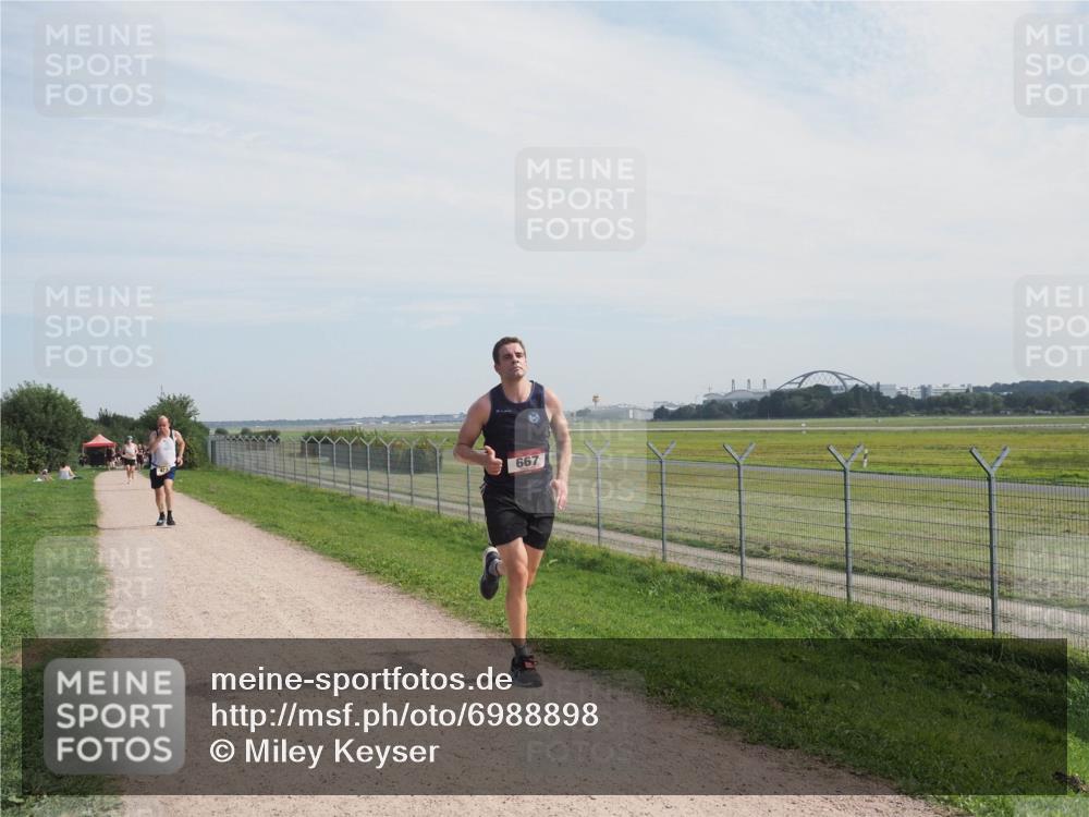 08.09.2024 - Airport Race Miley Keyser http://msf.ph/oto/6988898 08.09.2024 12:03:32 Laufen OLYMPUS, DIGITAL, CAMERA meine-sportfotos.de