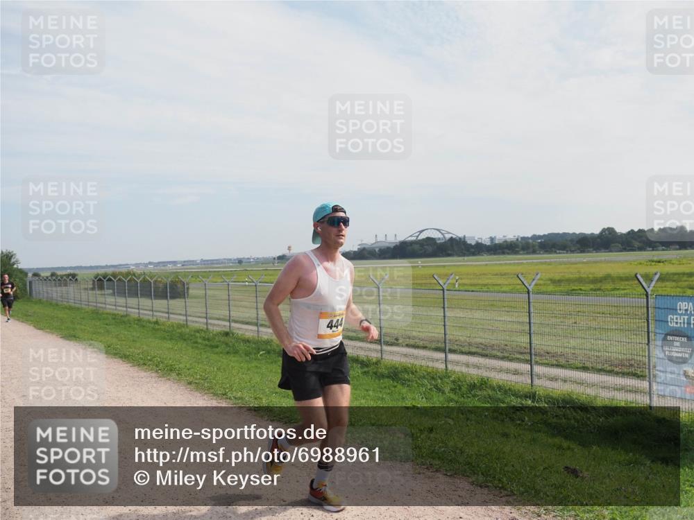 08.09.2024 - Airport Race Miley Keyser http://msf.ph/oto/6988961 08.09.2024 12:03:44 Laufen OLYMPUS, DIGITAL, CAMERA meine-sportfotos.de