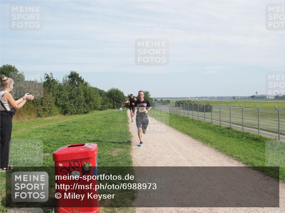 08.09.2024 - Airport Race Miley Keyser http://msf.ph/oto/6988973 08.09.2024 12:03:48 Laufen OLYMPUS, DIGITAL, CAMERA meine-sportfotos.de