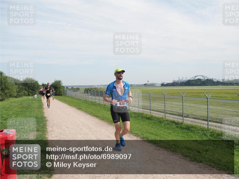 08.09.2024 - Airport Race Miley Keyser http://msf.ph/oto/6989097 08.09.2024 12:04:03 Laufen OLYMPUS, DIGITAL, CAMERA meine-sportfotos.de