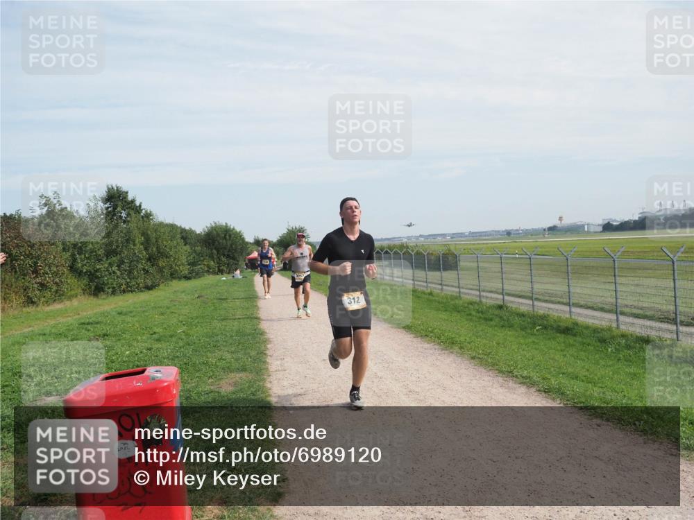 08.09.2024 - Airport Race Miley Keyser http://msf.ph/oto/6989120 08.09.2024 12:04:07 Laufen OLYMPUS, DIGITAL, CAMERA meine-sportfotos.de