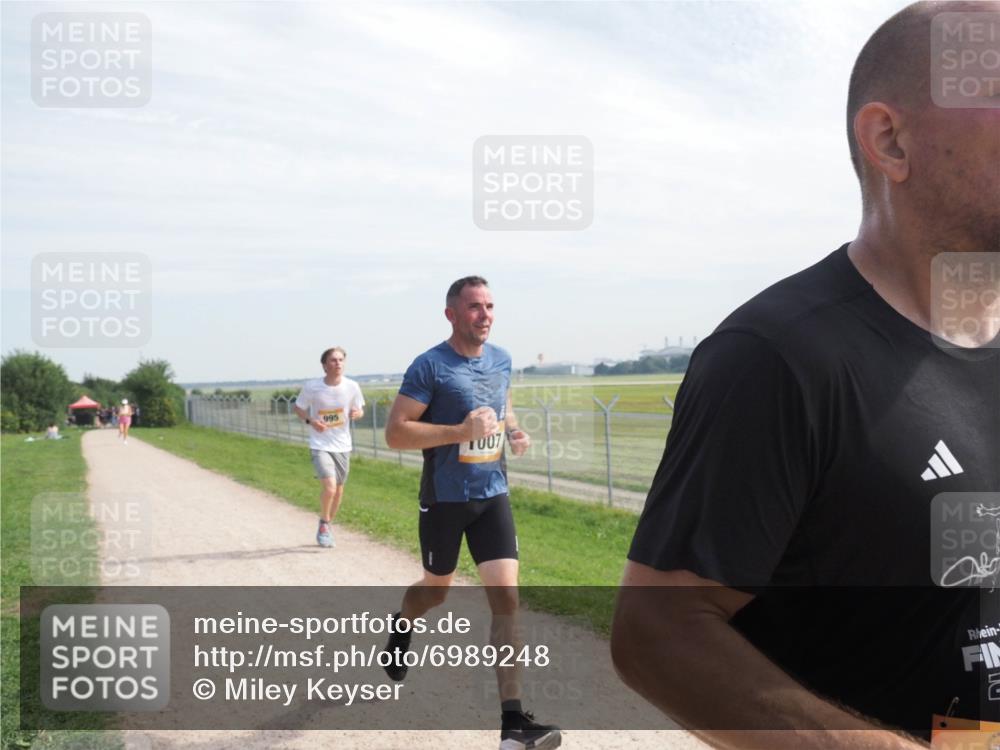 08.09.2024 - Airport Race Miley Keyser http://msf.ph/oto/6989248 08.09.2024 12:04:24 Laufen OLYMPUS, DIGITAL, CAMERA meine-sportfotos.de