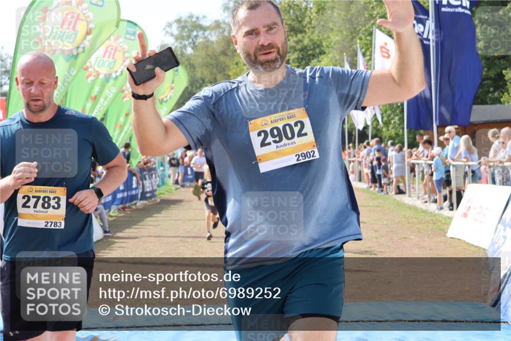 08.09.2024 - Airport Race Strokosch-Dieckow http://msf.ph/oto/6989252 08.09.2024 12:10:43 Ziel 224, 394, 1360, 2560, 2616, 2732, 2747, 2783, 2810, 2902 meine-sportfotos.de