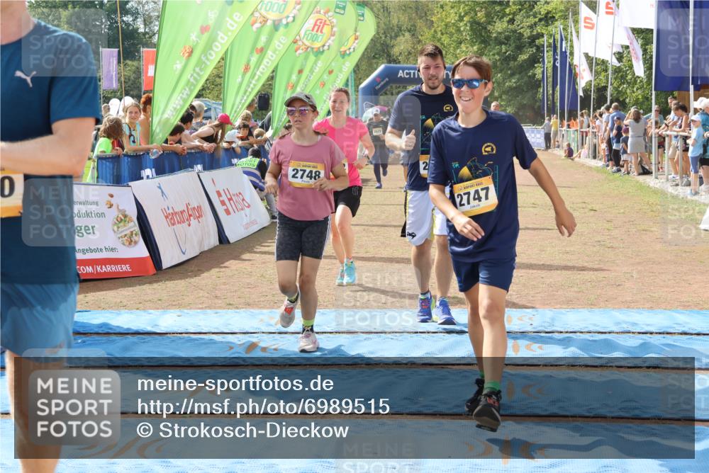 08.09.2024 - Airport Race Strokosch-Dieckow http://msf.ph/oto/6989515 08.09.2024 12:10:51 Ziel 394, 952, 1360, 2560, 2616, 2629, 2747, 2748, 2749, 2783, 2852, 2902, 3023 meine-sportfotos.de