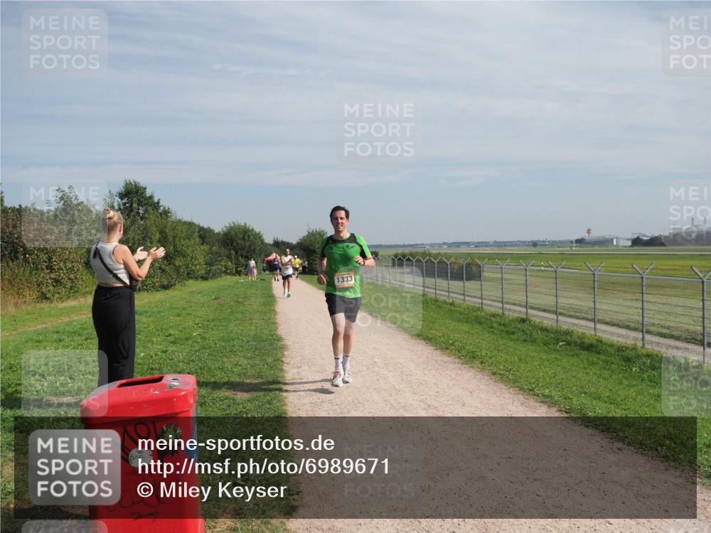 08.09.2024 - Airport Race Miley Keyser http://msf.ph/oto/6989671 08.09.2024 12:05:53 Laufen OLYMPUS, DIGITAL, CAMERA meine-sportfotos.de