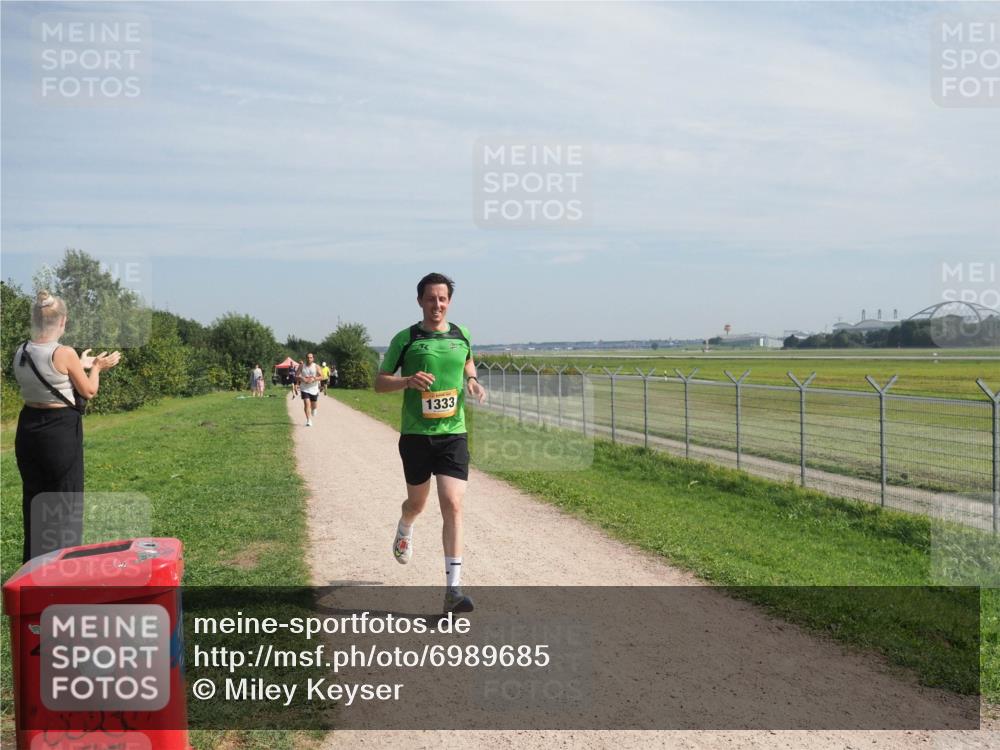 08.09.2024 - Airport Race Miley Keyser http://msf.ph/oto/6989685 08.09.2024 12:05:54 Laufen OLYMPUS, DIGITAL, CAMERA meine-sportfotos.de