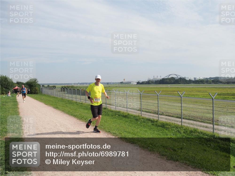 08.09.2024 - Airport Race Miley Keyser http://msf.ph/oto/6989781 08.09.2024 12:06:08 Laufen OLYMPUS, DIGITAL, CAMERA meine-sportfotos.de