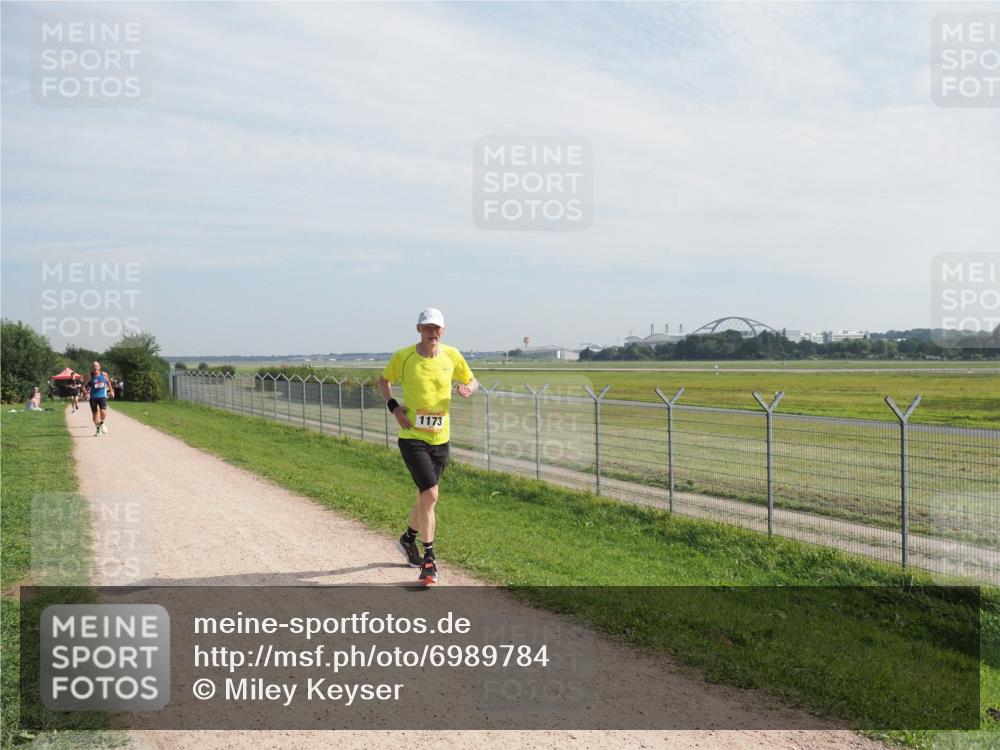 08.09.2024 - Airport Race Miley Keyser http://msf.ph/oto/6989784 08.09.2024 12:06:08 Laufen OLYMPUS, DIGITAL, CAMERA meine-sportfotos.de