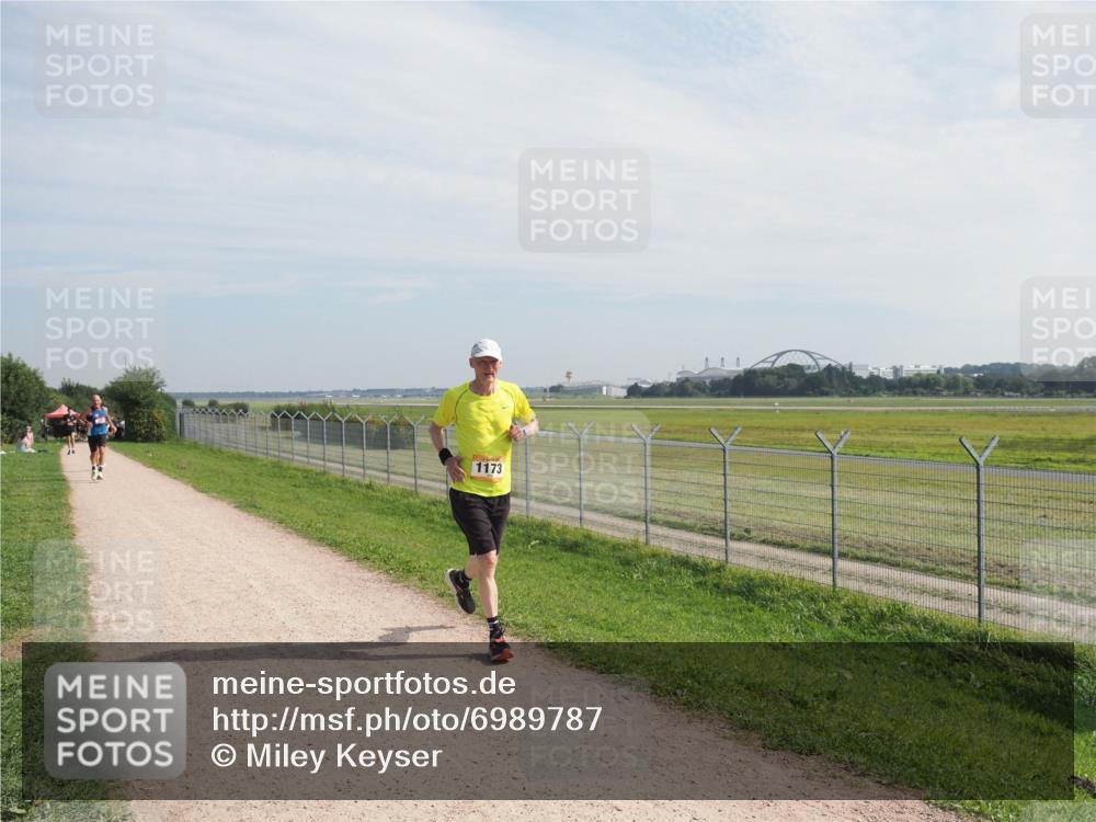 08.09.2024 - Airport Race Miley Keyser http://msf.ph/oto/6989787 08.09.2024 12:06:08 Laufen OLYMPUS, DIGITAL, CAMERA meine-sportfotos.de