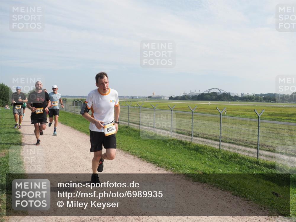 08.09.2024 - Airport Race Miley Keyser http://msf.ph/oto/6989935 08.09.2024 12:06:45 Laufen OLYMPUS, DIGITAL, CAMERA meine-sportfotos.de