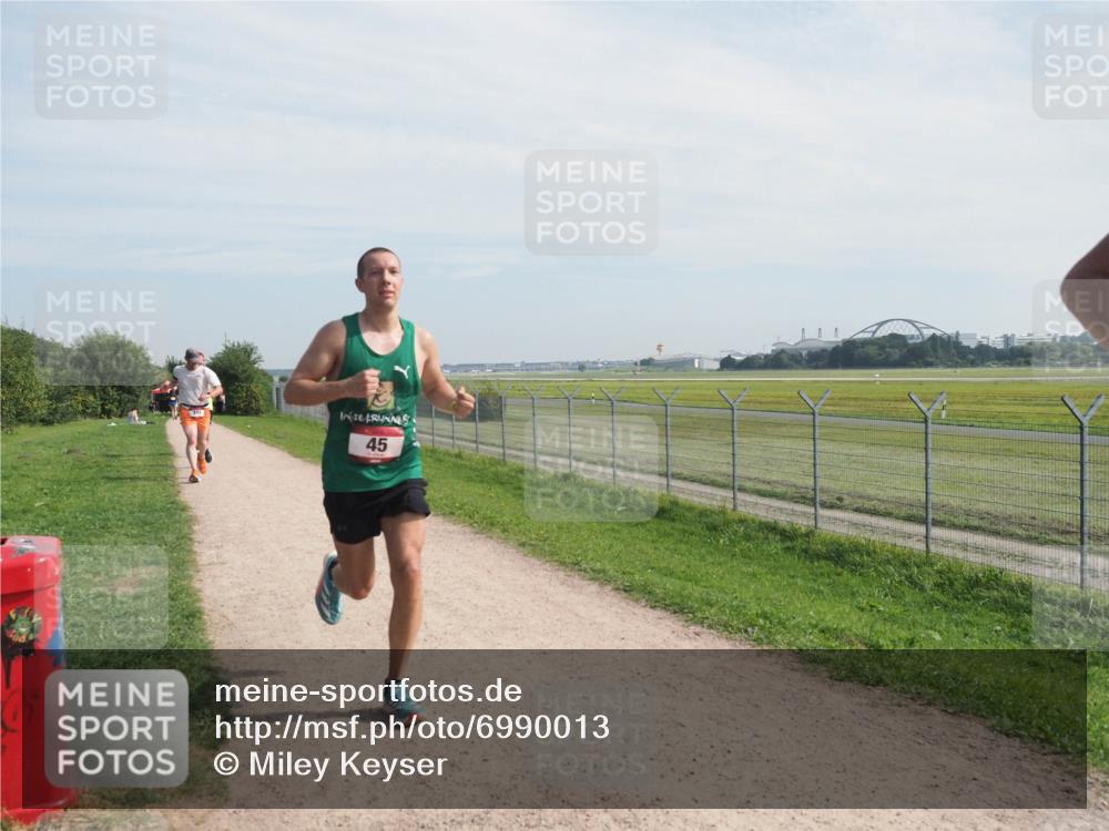 08.09.2024 - Airport Race Miley Keyser http://msf.ph/oto/6990013 08.09.2024 12:06:50 Laufen OLYMPUS, DIGITAL, CAMERA meine-sportfotos.de