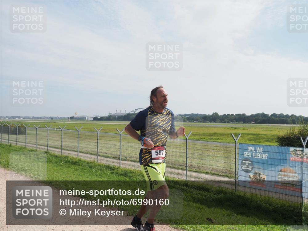 08.09.2024 - Airport Race Miley Keyser http://msf.ph/oto/6990160 08.09.2024 12:07:28 Laufen OLYMPUS, DIGITAL, CAMERA meine-sportfotos.de