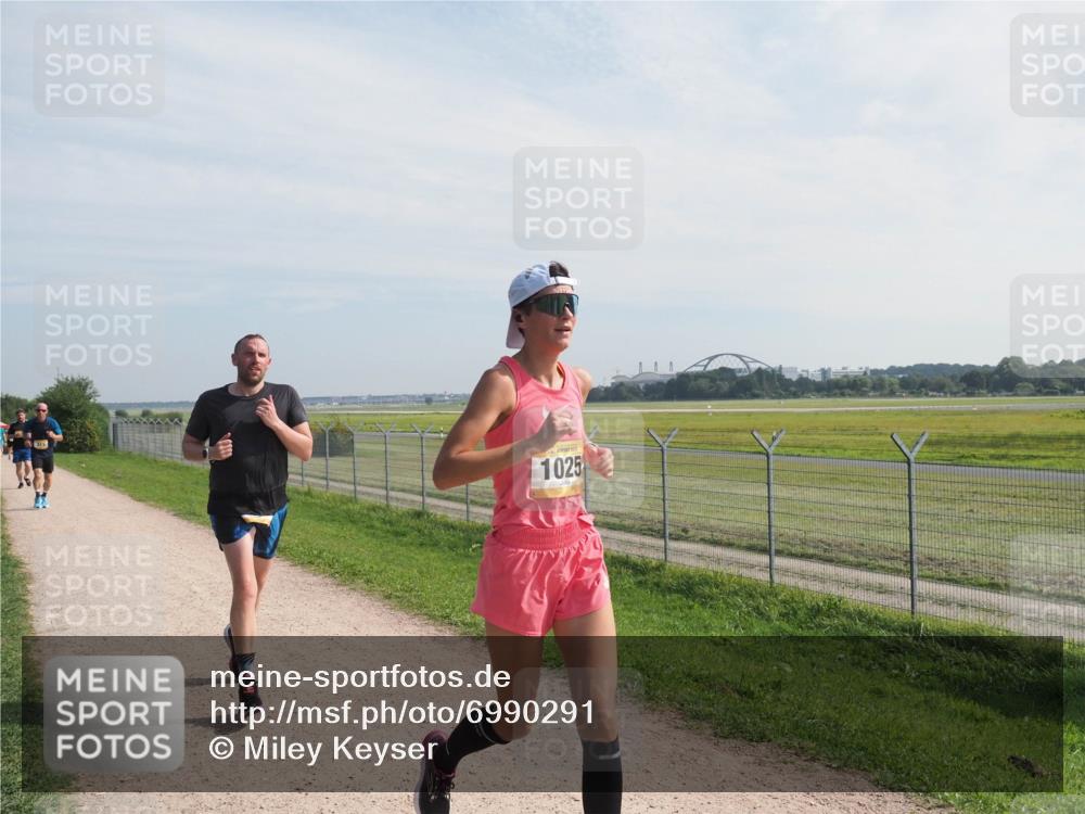 08.09.2024 - Airport Race Miley Keyser http://msf.ph/oto/6990291 08.09.2024 12:07:56 Laufen OLYMPUS, DIGITAL, CAMERA meine-sportfotos.de