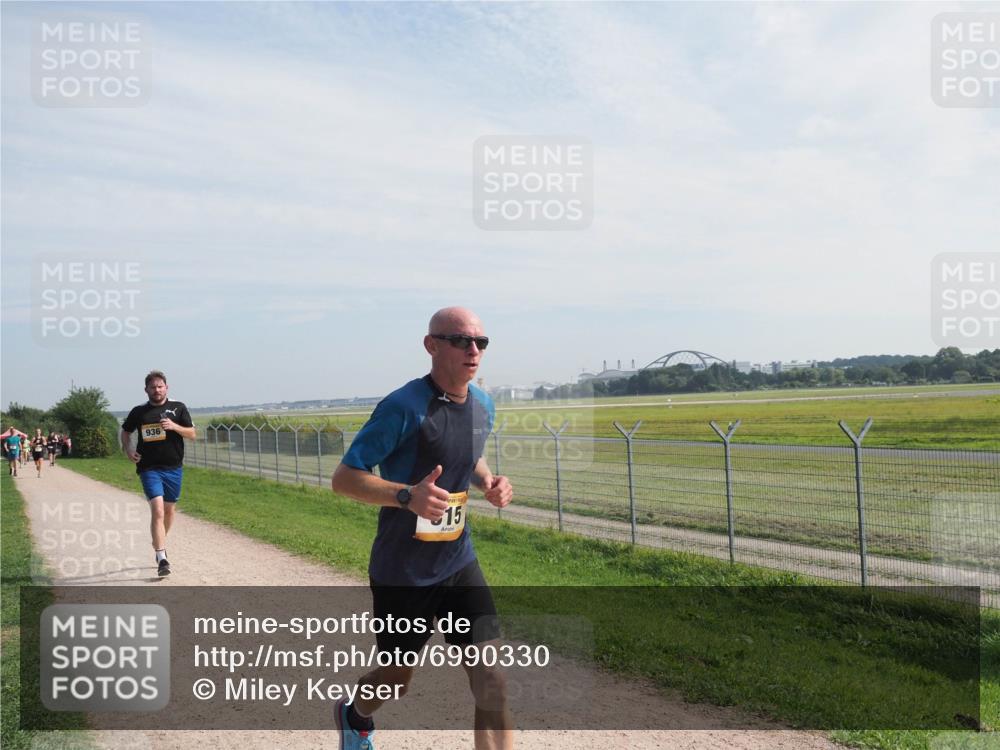 08.09.2024 - Airport Race Miley Keyser http://msf.ph/oto/6990330 08.09.2024 12:08:01 Laufen OLYMPUS, DIGITAL, CAMERA meine-sportfotos.de