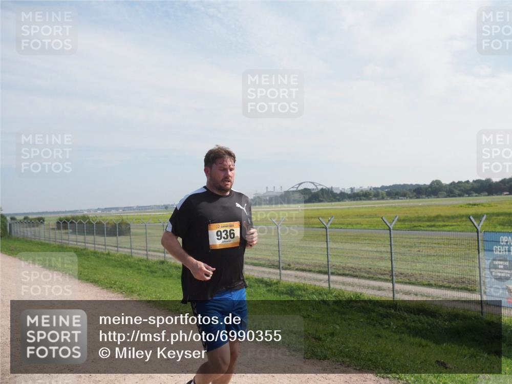08.09.2024 - Airport Race Miley Keyser http://msf.ph/oto/6990355 08.09.2024 12:08:03 Laufen OLYMPUS, DIGITAL, CAMERA meine-sportfotos.de