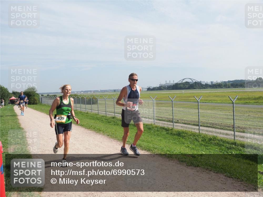 08.09.2024 - Airport Race Miley Keyser http://msf.ph/oto/6990573 08.09.2024 12:08:29 Laufen OLYMPUS, DIGITAL, CAMERA meine-sportfotos.de