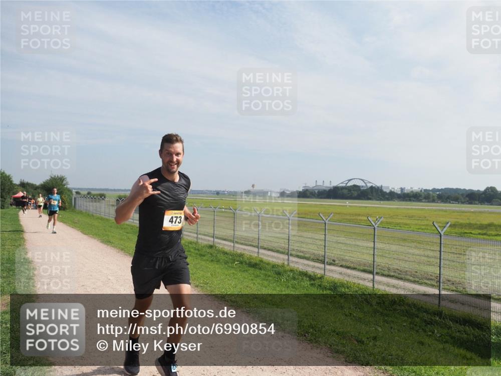 08.09.2024 - Airport Race Miley Keyser http://msf.ph/oto/6990854 08.09.2024 12:08:54 Laufen OLYMPUS, DIGITAL, CAMERA meine-sportfotos.de