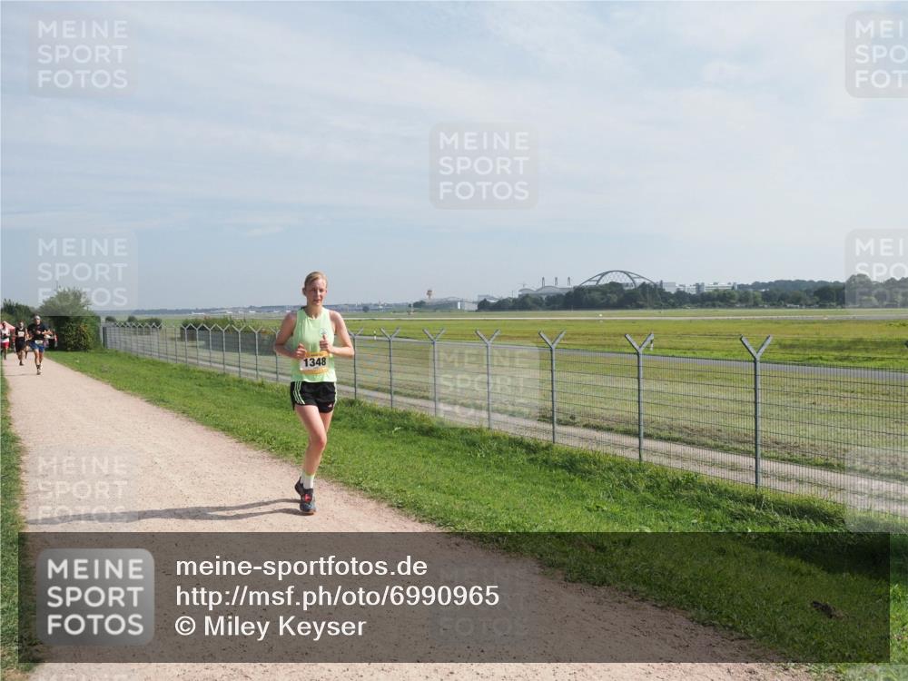 08.09.2024 - Airport Race Miley Keyser http://msf.ph/oto/6990965 08.09.2024 12:09:06 Laufen OLYMPUS, DIGITAL, CAMERA meine-sportfotos.de