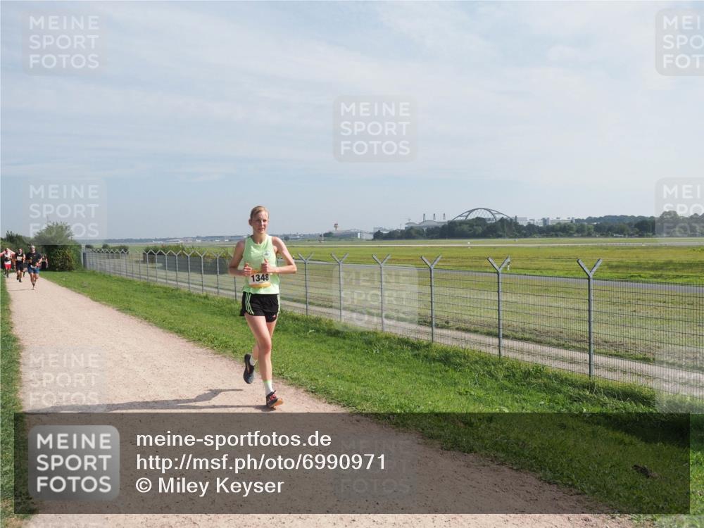08.09.2024 - Airport Race Miley Keyser http://msf.ph/oto/6990971 08.09.2024 12:09:06 Laufen OLYMPUS, DIGITAL, CAMERA meine-sportfotos.de