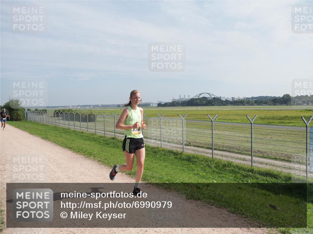 08.09.2024 - Airport Race Miley Keyser http://msf.ph/oto/6990979 08.09.2024 12:09:06 Laufen OLYMPUS, DIGITAL, CAMERA meine-sportfotos.de