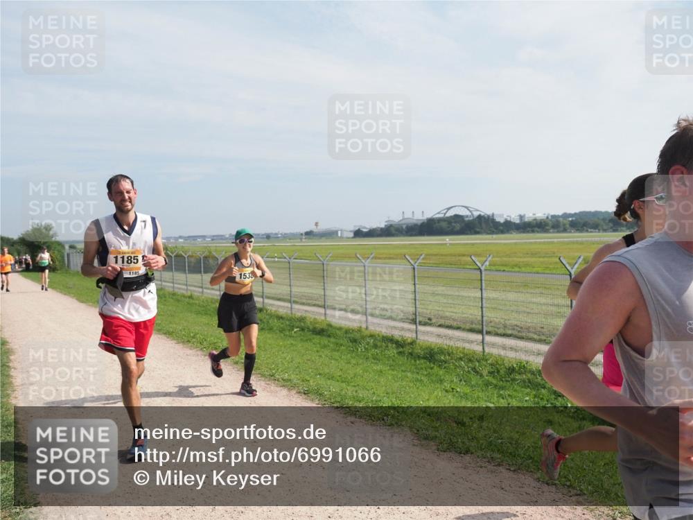 08.09.2024 - Airport Race Miley Keyser http://msf.ph/oto/6991066 08.09.2024 12:09:21 Laufen OLYMPUS, DIGITAL, CAMERA meine-sportfotos.de