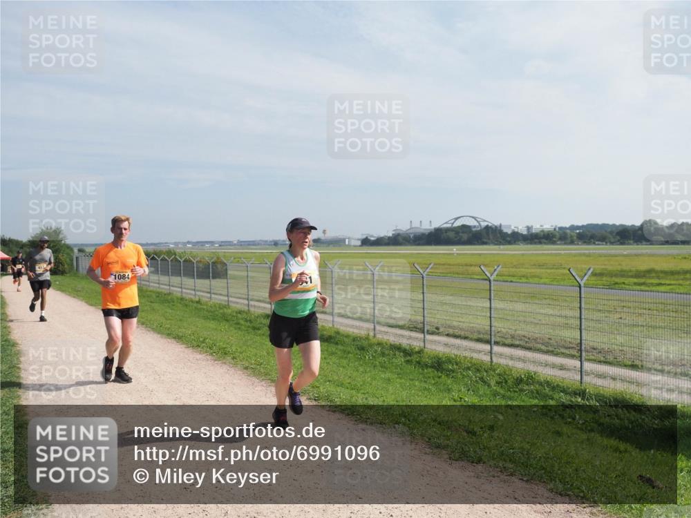 08.09.2024 - Airport Race Miley Keyser http://msf.ph/oto/6991096 08.09.2024 12:09:28 Laufen OLYMPUS, DIGITAL, CAMERA meine-sportfotos.de