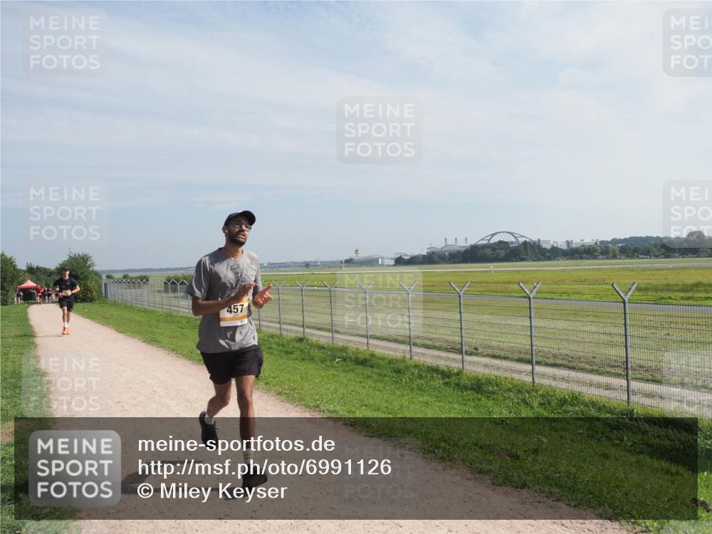 08.09.2024 - Airport Race Miley Keyser http://msf.ph/oto/6991126 08.09.2024 12:09:31 Laufen OLYMPUS, DIGITAL, CAMERA meine-sportfotos.de