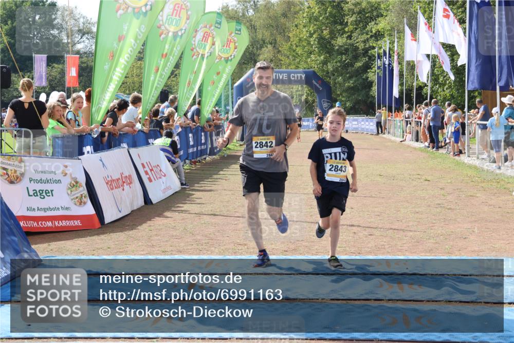 08.09.2024 - Airport Race Strokosch-Dieckow http://msf.ph/oto/6991163 08.09.2024 12:12:06 Ziel 2842, 2843, 2889, 3044 meine-sportfotos.de