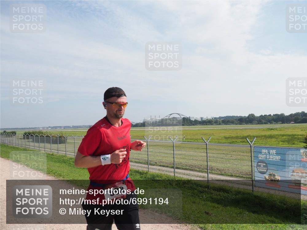 08.09.2024 - Airport Race Miley Keyser http://msf.ph/oto/6991194 08.09.2024 12:09:52 Laufen OLYMPUS, DIGITAL, CAMERA meine-sportfotos.de
