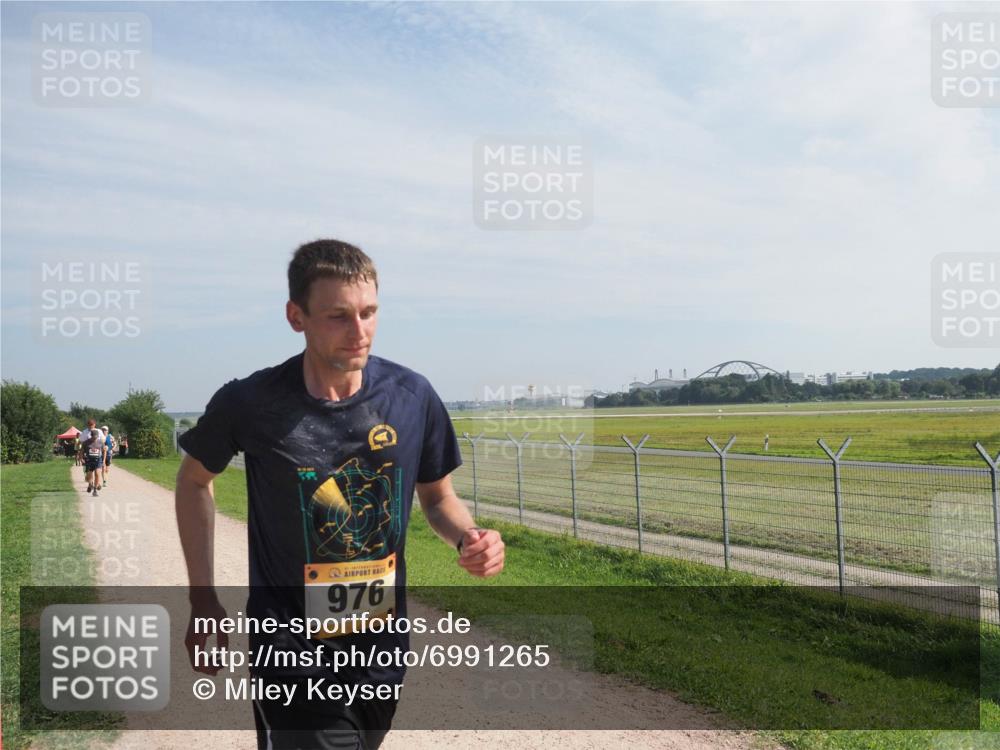 08.09.2024 - Airport Race Miley Keyser http://msf.ph/oto/6991265 08.09.2024 12:09:59 Laufen OLYMPUS, DIGITAL, CAMERA meine-sportfotos.de
