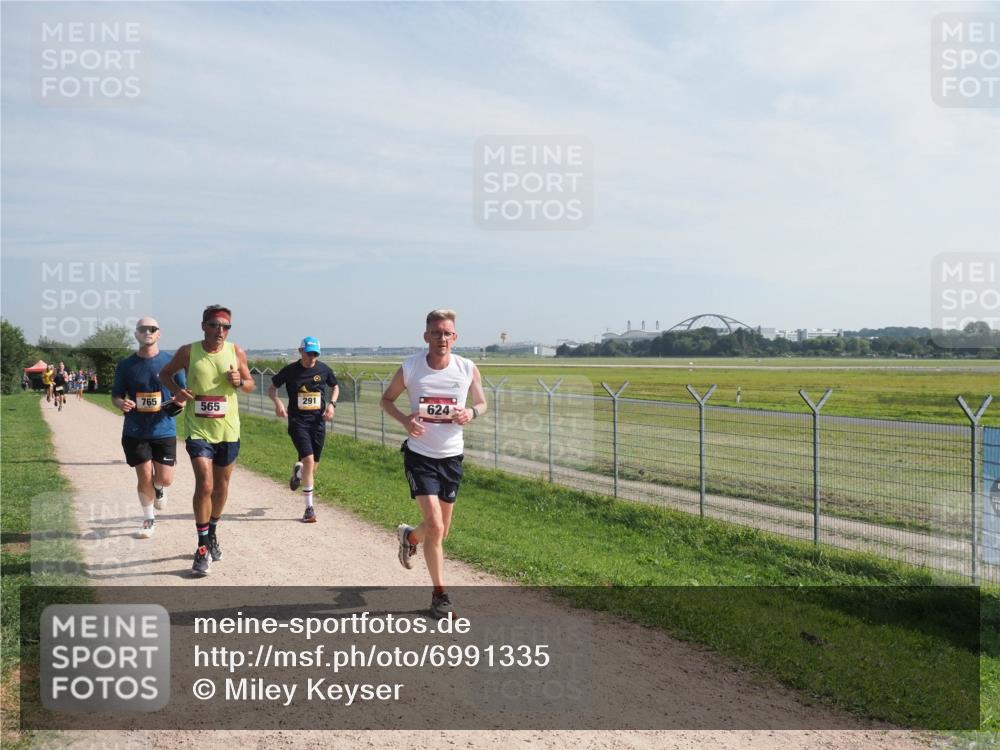 08.09.2024 - Airport Race Miley Keyser http://msf.ph/oto/6991335 08.09.2024 12:10:16 Laufen OLYMPUS, DIGITAL, CAMERA meine-sportfotos.de