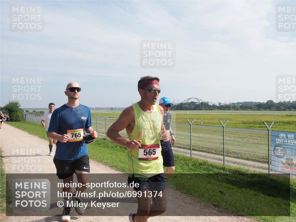 08.09.2024 - Airport Race Miley Keyser http://msf.ph/oto/6991374 08.09.2024 12:10:18 Laufen OLYMPUS, DIGITAL, CAMERA meine-sportfotos.de