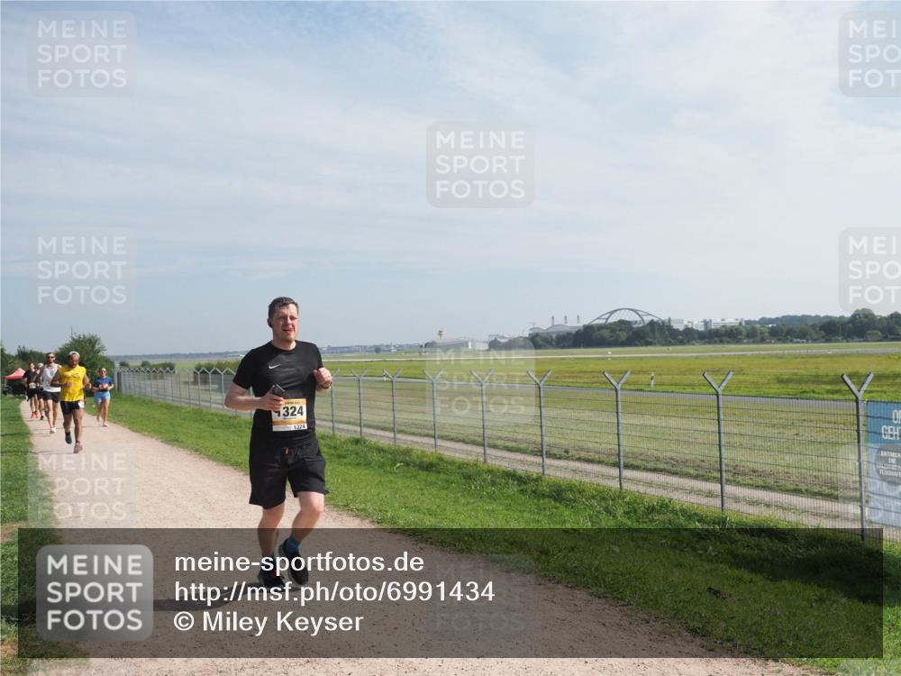 08.09.2024 - Airport Race Miley Keyser http://msf.ph/oto/6991434 08.09.2024 12:10:27 Laufen OLYMPUS, DIGITAL, CAMERA meine-sportfotos.de