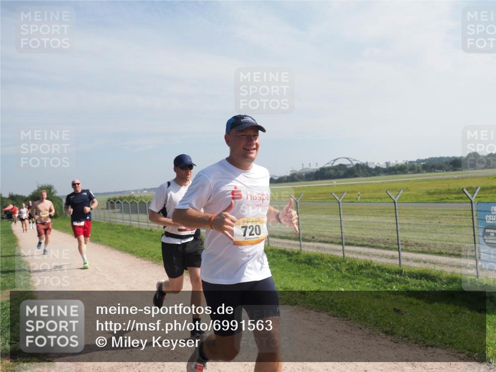 08.09.2024 - Airport Race Miley Keyser http://msf.ph/oto/6991563 08.09.2024 12:10:39 Laufen OLYMPUS, DIGITAL, CAMERA meine-sportfotos.de