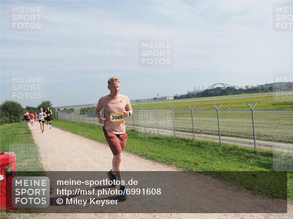 08.09.2024 - Airport Race Miley Keyser http://msf.ph/oto/6991608 08.09.2024 12:10:42 Laufen OLYMPUS, DIGITAL, CAMERA meine-sportfotos.de