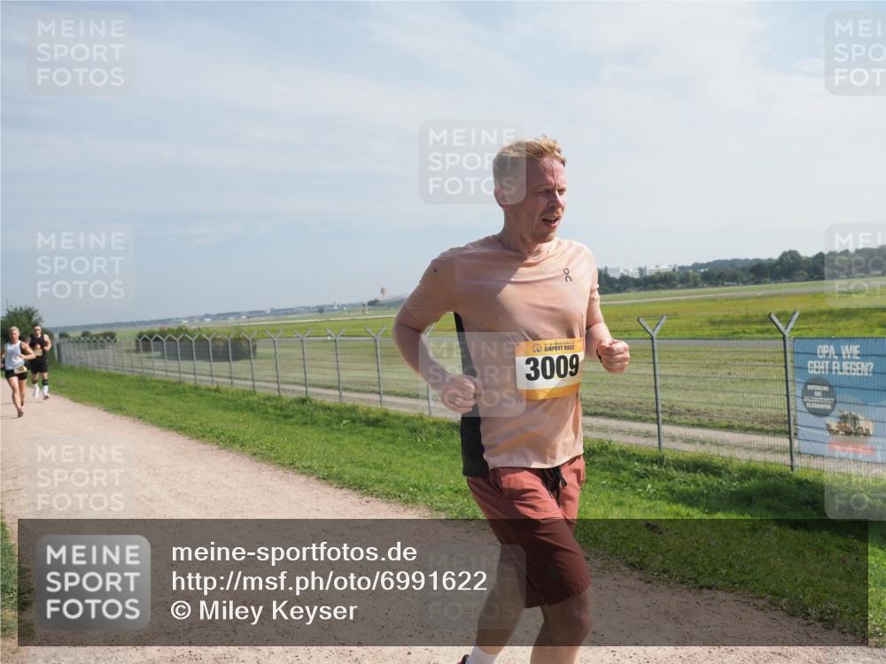 08.09.2024 - Airport Race Miley Keyser http://msf.ph/oto/6991622 08.09.2024 12:10:43 Laufen OLYMPUS, DIGITAL, CAMERA meine-sportfotos.de