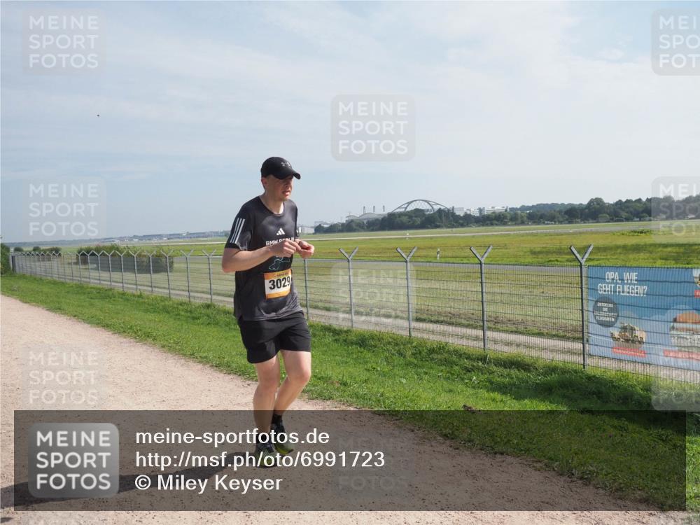 08.09.2024 - Airport Race Miley Keyser http://msf.ph/oto/6991723 08.09.2024 12:11:01 Laufen OLYMPUS, DIGITAL, CAMERA meine-sportfotos.de