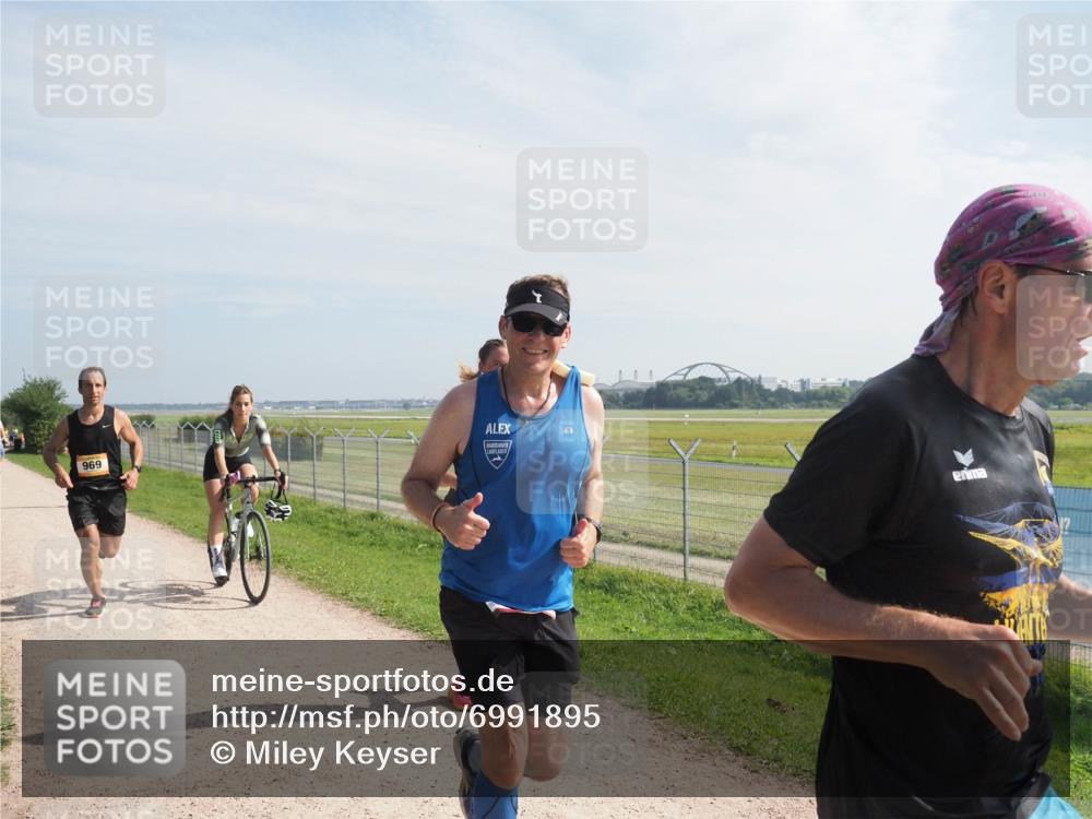08.09.2024 - Airport Race Miley Keyser http://msf.ph/oto/6991895 08.09.2024 12:11:23 Laufen OLYMPUS, DIGITAL, CAMERA meine-sportfotos.de