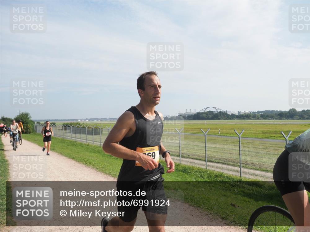 08.09.2024 - Airport Race Miley Keyser http://msf.ph/oto/6991924 08.09.2024 12:11:24 Laufen OLYMPUS, DIGITAL, CAMERA meine-sportfotos.de