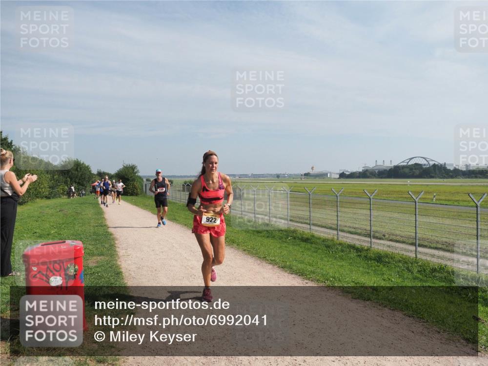 08.09.2024 - Airport Race Miley Keyser http://msf.ph/oto/6992041 08.09.2024 12:11:47 Laufen OLYMPUS, DIGITAL, CAMERA meine-sportfotos.de