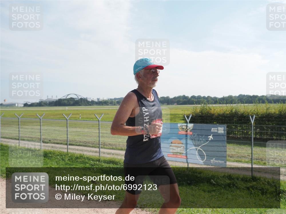 08.09.2024 - Airport Race Miley Keyser http://msf.ph/oto/6992123 08.09.2024 12:11:50 Laufen OLYMPUS, DIGITAL, CAMERA meine-sportfotos.de