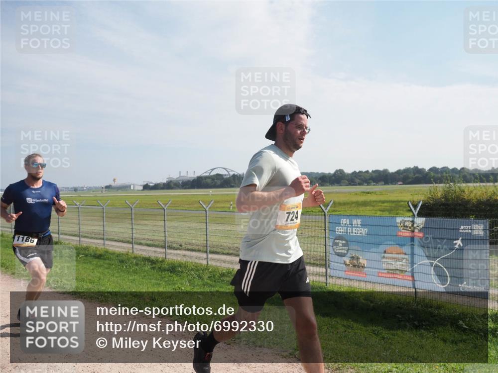 08.09.2024 - Airport Race Miley Keyser http://msf.ph/oto/6992330 08.09.2024 12:12:07 Laufen OLYMPUS, DIGITAL, CAMERA meine-sportfotos.de