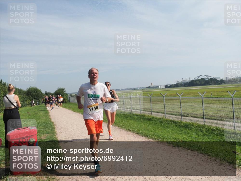 08.09.2024 - Airport Race Miley Keyser http://msf.ph/oto/6992412 08.09.2024 12:12:18 Laufen OLYMPUS, DIGITAL, CAMERA meine-sportfotos.de